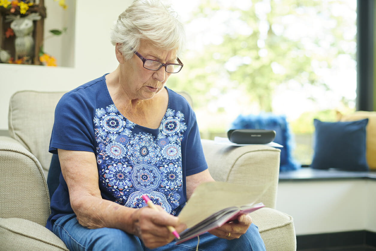 What happens if you don't pay HOA dues