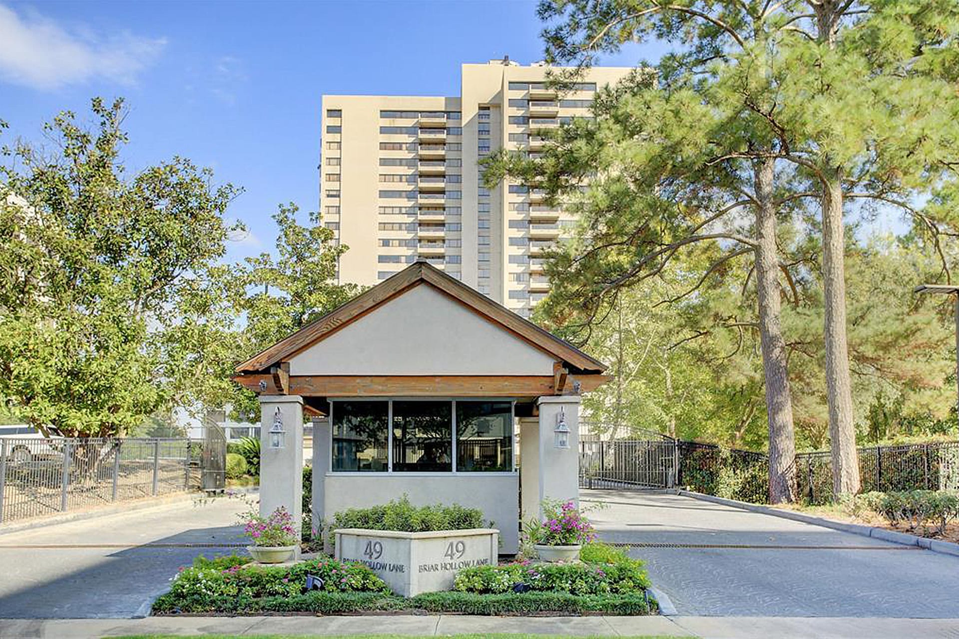 Park Square Condominium Streamlines Communication and Operations with Condo Control
